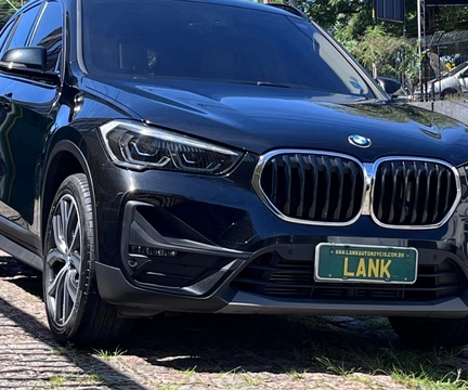 BMW X1 2022 Preto — foto 1 de 3