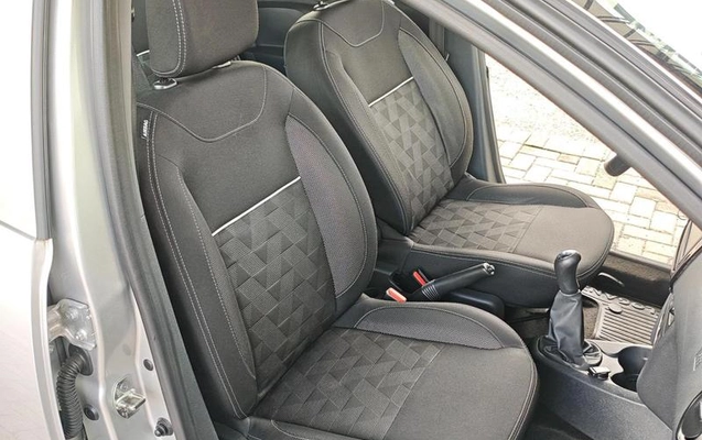 imagem-https://www.socarrao.com.br/sc-vehicle-images-prod/993635/1792523296941-7976996_13_B_c572a2d8a1.jpeg