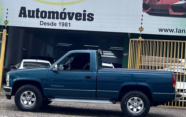 imagem-https://www.socarrao.com.br/sc-vehicle-images-prod/993655/1775758454128-SU1HXzY2ODAuanBlZw.jpeg