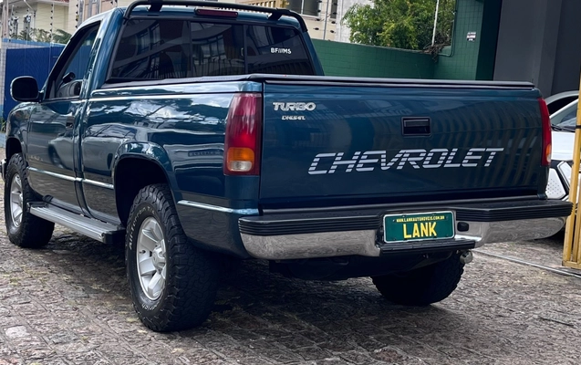 imagem-https://www.socarrao.com.br/sc-vehicle-images-prod/993655/1775758454329-SU1HXzY2ODEuanBlZw.jpeg