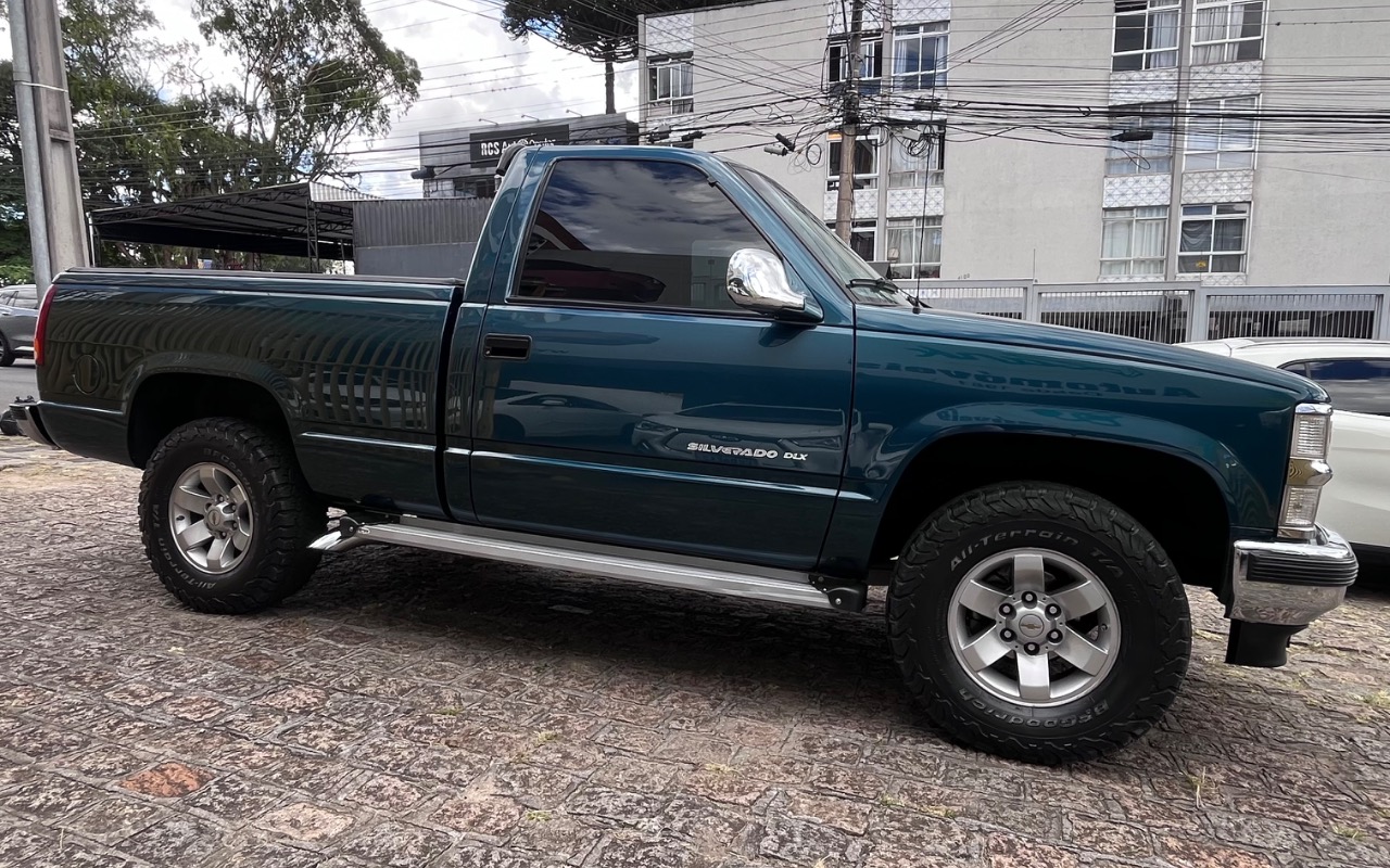 imagem-https://www.socarrao.com.br/sc-vehicle-images-prod/993655/1775758454409-SU1HXzY2ODMuanBlZw.jpeg