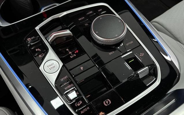 imagem-https://www.socarrao.com.br/sc-vehicle-images-prod/993938/1778011238264-7978400_13_B_a93095ba88.jpeg