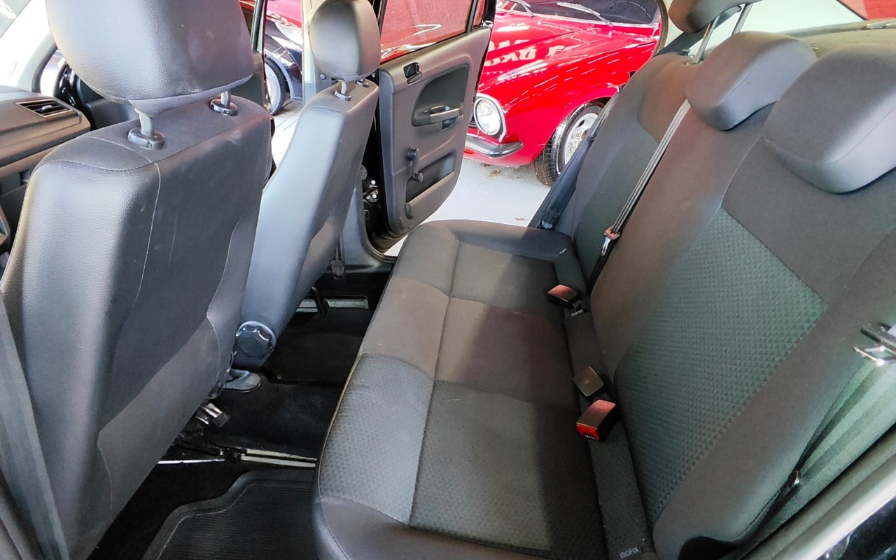 imagem-https://www.socarrao.com.br/sc-vehicle-images-prod/994015/1775765495253-V2hhdHNBcHAgSW1hZ2UgMjAyNi0wNC0wOSBhdCAxNS4zNC4xNiAoMikuanBlZw.jpeg