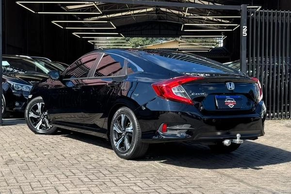 imagem-https://www.socarrao.com.br/sc-vehicle-images-prod/994071/1785961976417-7976203_19_B_22b5b0a774.jpeg
