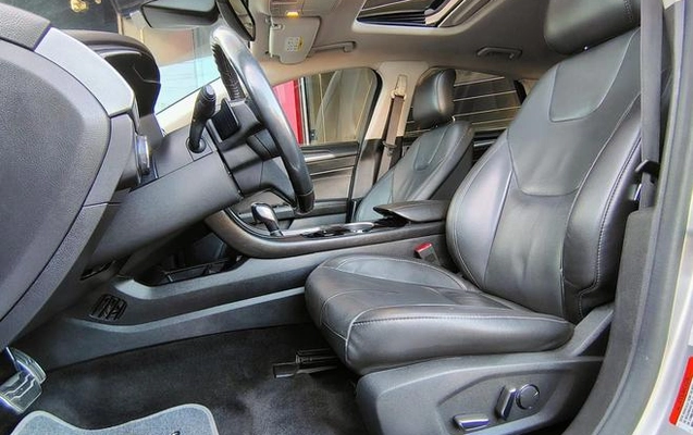 imagem-https://www.socarrao.com.br/sc-vehicle-images-prod/994082/1789646144571-7955615_4_B_07cb87b1dd.jpeg
