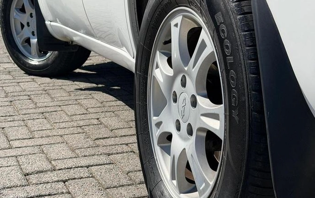 imagem-https://www.socarrao.com.br/sc-vehicle-images-prod/994360/1775766452959-7913297_3_B_ff7e5cd8ba.jpeg