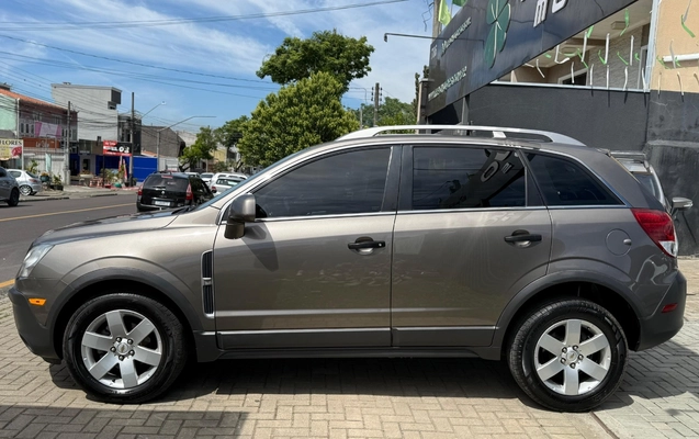 imagem-https://www.socarrao.com.br/sc-vehicle-images-prod/994485/1775767430207-OGQ1NjYyYzItNmJlOC00ZDUyLWJjNzAtZmRjZjljYTQ2MGMxLmpwZWc.jpeg