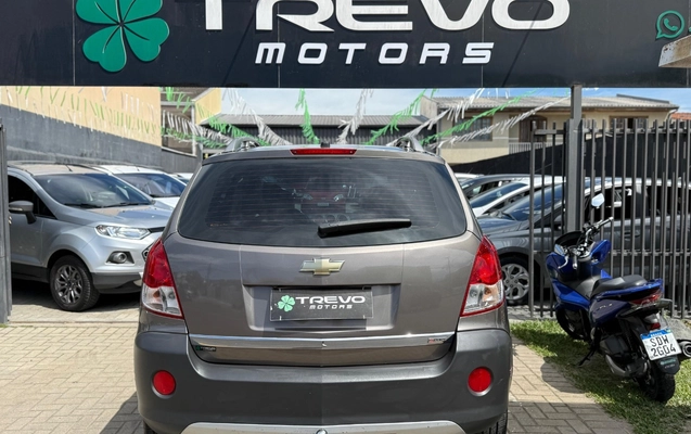 imagem-https://www.socarrao.com.br/sc-vehicle-images-prod/994485/1775767430647-NDVjN2Q2NTItN2E5MS00YWNlLWIzNmItNjBlOGQ1NmViYzYyLmpwZWc.jpeg