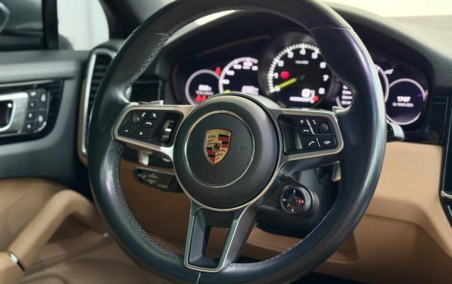 imagem-https://www.socarrao.com.br/sc-vehicle-images-prod/994693/1789570456837-7977395_17_B_71d0371881.jpeg