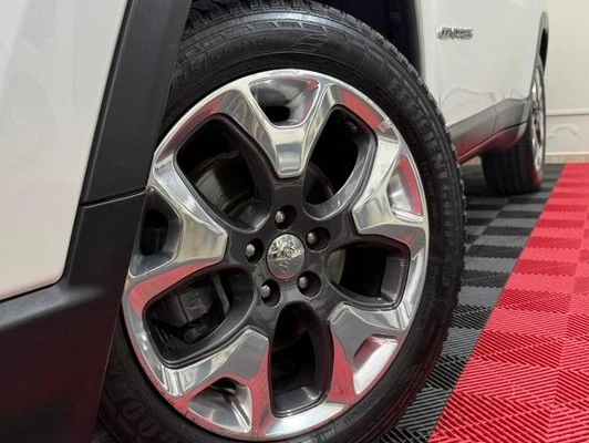 imagem-https://www.socarrao.com.br/sc-vehicle-images-prod/994712/1788269976868-7959939_4_B_0069dac138.jpeg