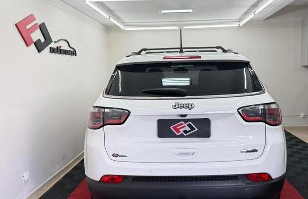 imagem-https://www.socarrao.com.br/sc-vehicle-images-prod/994712/1788269976873-7959939_2_B_761038504f.jpeg
