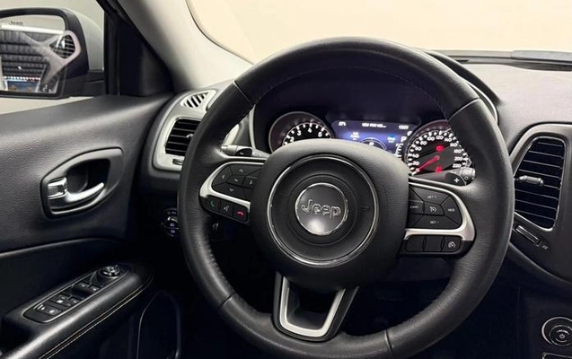 imagem-https://www.socarrao.com.br/sc-vehicle-images-prod/994712/1788269976879-7959939_5_B_fe1a9ad5f0.jpeg