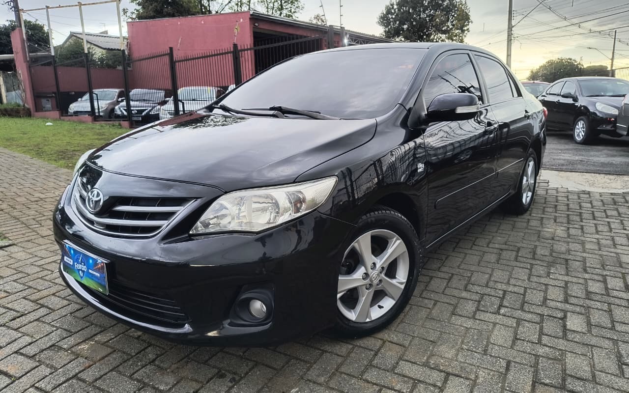 Toyota Corolla 2012 Preto — foto 1 de 3