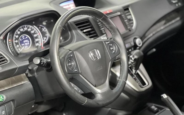 imagem-https://www.socarrao.com.br/sc-vehicle-images-prod/995521/1780937564808-7971761_8_B_0b84a0df48.jpeg