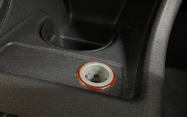 imagem-https://www.socarrao.com.br/sc-vehicle-images-prod/995540/1785604277321-7972633_14_B_a51bbad605.jpeg