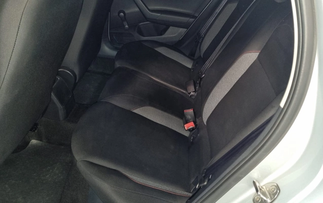 imagem-https://www.socarrao.com.br/sc-vehicle-images-prod/995940/1775826485935-V2hhdHNBcHAgSW1hZ2UgMjAyNi0wNC0wOSBhdCAwOC41My4xNi5qcGVn.jpeg
