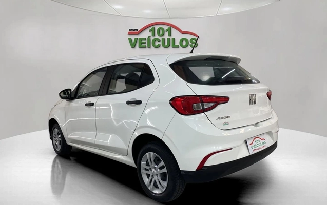 imagem-https://www.socarrao.com.br/sc-vehicle-images-prod/995942/1775826532718-003_e416f82d179f0a4ff0daf98bb26381a2.jpg