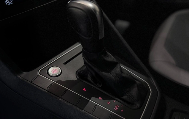 imagem-https://www.socarrao.com.br/sc-vehicle-images-prod/995976/1788961273266-753cabac09de4a8b9b4d1fef54519c29_1775826935223.jpg