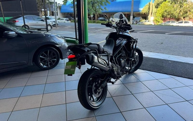 imagem-https://www.socarrao.com.br/sc-vehicle-images-prod/996022/1789669220844-7920739_6_B_145636745e.jpeg