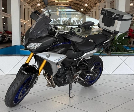 Yamaha MT-09 TRACER 2021 Preto — foto 1 de 3