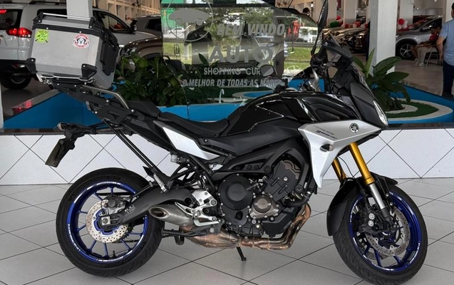 imagem-https://www.socarrao.com.br/sc-vehicle-images-prod/996190/1782848645498-7954151_11_B_0b55699031.jpeg