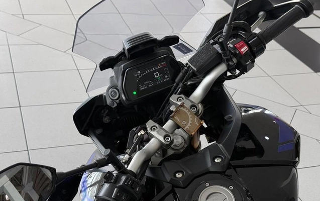 imagem-https://www.socarrao.com.br/sc-vehicle-images-prod/996190/1782848645506-7954151_3_B_b9ed86ee3c.jpeg
