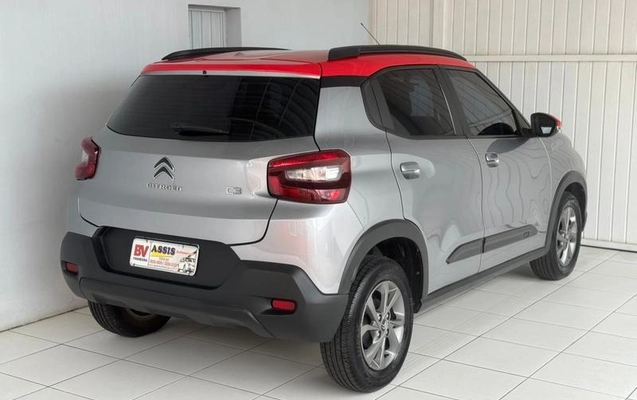 imagem-https://www.socarrao.com.br/sc-vehicle-images-prod/996363/1786967716751-7980361_15_B_682f6b175c.jpeg