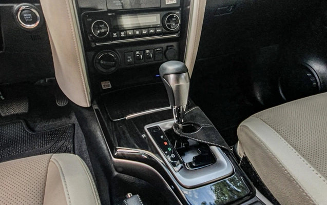 imagem-https://www.socarrao.com.br/sc-vehicle-images-prod/996547/1786727567241-9EjrbdYwWppMiGyFmRM52fd6wdsq21Eo.jpg