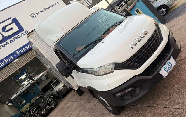 imagem-https://www.socarrao.com.br/sc-vehicle-images-prod/996639/1789147196938-gb-92fdd7e.jpeg