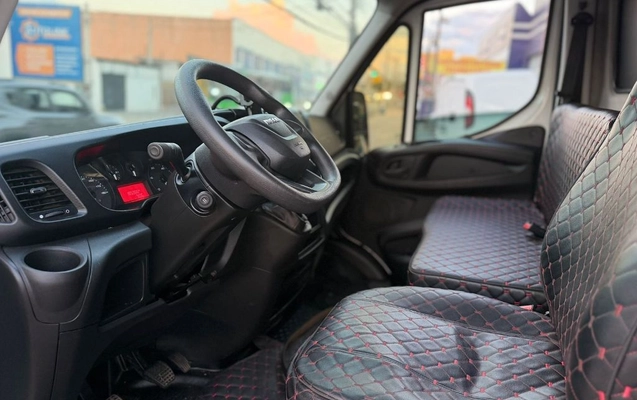imagem-https://www.socarrao.com.br/sc-vehicle-images-prod/996639/1789147196946-gb-a139e8b.jpeg
