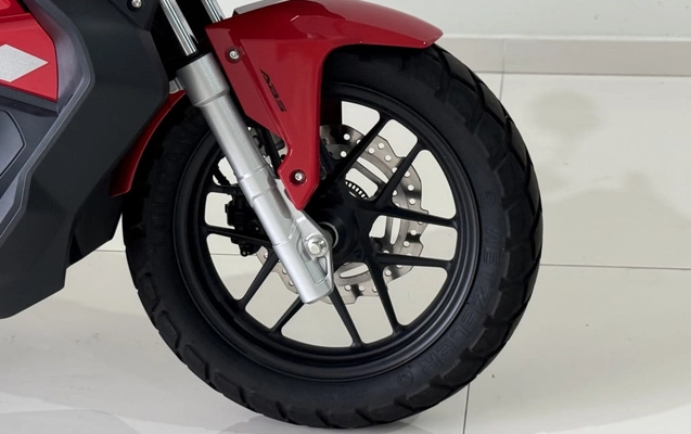 imagem-https://www.socarrao.com.br/sc-vehicle-images-prod/997054/1776884570357-vehicle_image_1776884474_825cdf16ae1812a19a23e31010185a5f.jpeg