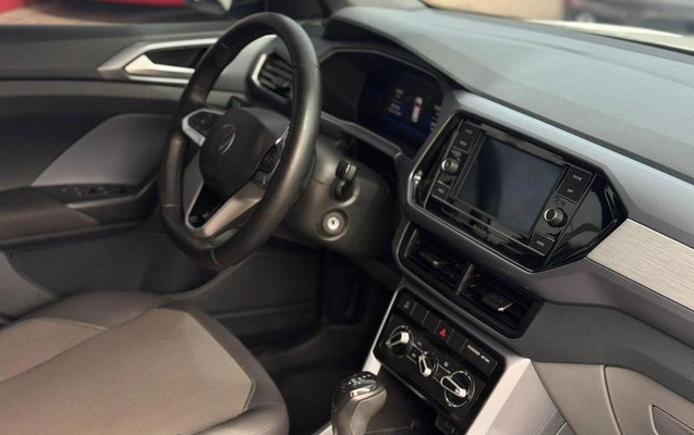 imagem-https://www.socarrao.com.br/sc-vehicle-images-prod/997122/1790110134288-7981140_4_B_978a48579b.jpeg