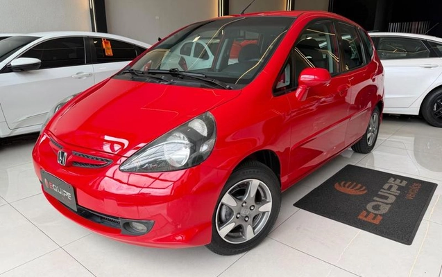 imagem-https://www.socarrao.com.br/sc-vehicle-images-prod/997162/1787167539559-7981275_0_B_4649807d46.jpeg