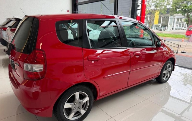 imagem-https://www.socarrao.com.br/sc-vehicle-images-prod/997162/1787167539563-7981275_4_B_e397d980e5.jpeg