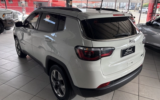 imagem-https://www.socarrao.com.br/sc-vehicle-images-prod/997164/1788292029109-EUgLfOjwimCLs6OMsF17Y2OSllLYEWqE.jpg