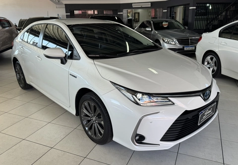 Toyota Corolla 2021 Branco — foto 1 de 3