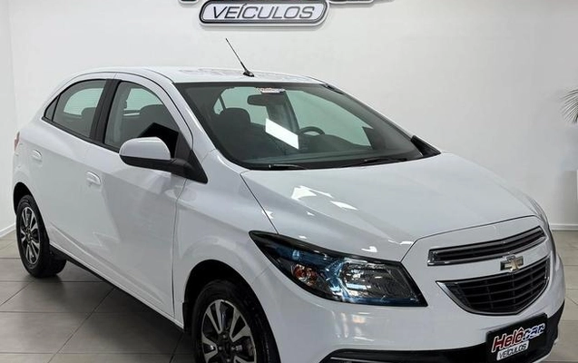 imagem-https://www.socarrao.com.br/sc-vehicle-images-prod/997207/1789415705476-7037161_8_B_b30c17ac66.jpeg