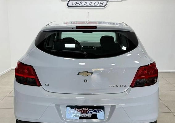 imagem-https://www.socarrao.com.br/sc-vehicle-images-prod/997207/1789415705485-7037161_2_B_f0d5d2d4f2.jpeg