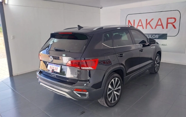 imagem-https://www.socarrao.com.br/sc-vehicle-images-prod/997458/1786471156426-IPGRDZMjRFmhSzEL6IenWzmf4weh4RRl.jpg