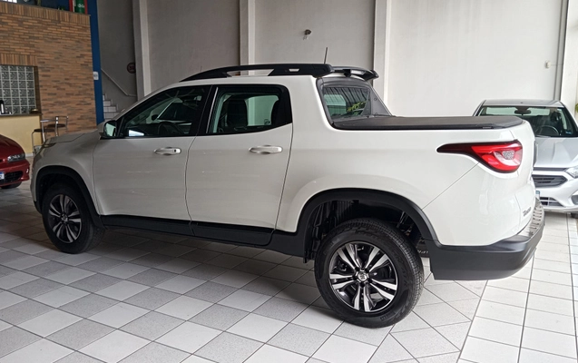 imagem-https://www.socarrao.com.br/sc-vehicle-images-prod/997509/1789045005832-vehicle_image_1775849422_c4fcf7c78c91979fae459dfb23f83f29.jpeg