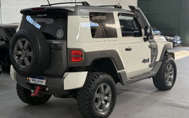 imagem-https://www.socarrao.com.br/sc-vehicle-images-prod/997602/1783455730348-vehicle_image_1775850530_a5b57bdbec1bedd4a6a291db7d601936.jpeg