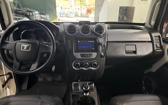imagem-https://www.socarrao.com.br/sc-vehicle-images-prod/997602/1783455730366-vehicle_image_1775850614_c6d0a49f8b95aab88e29490101e9c617.jpeg