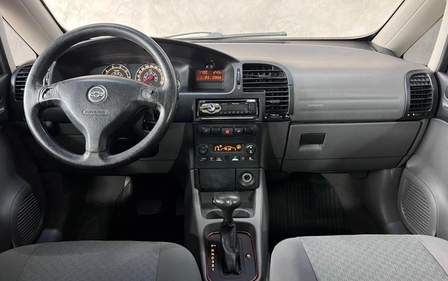 imagem-https://www.socarrao.com.br/sc-vehicle-images-prod/997765/1787702496363-7882804_12_B_a555acce9d.jpeg