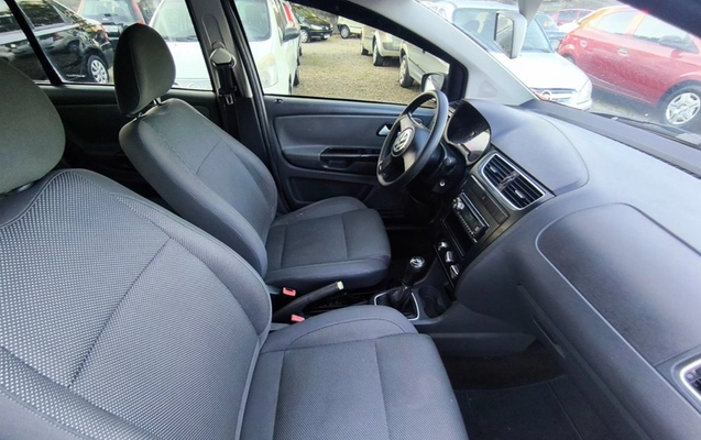 imagem-https://www.socarrao.com.br/sc-vehicle-images-prod/997990/1775859576049-SU1HXzIwMjYwMzAzXzE4MDEwOCAoQ29weSkuanBn.jpg