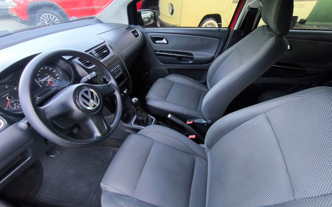 imagem-https://www.socarrao.com.br/sc-vehicle-images-prod/997990/1775859576222-SU1HXzIwMjYwMzAzXzE4MDAzMSAoQ29weSkuanBn.jpg