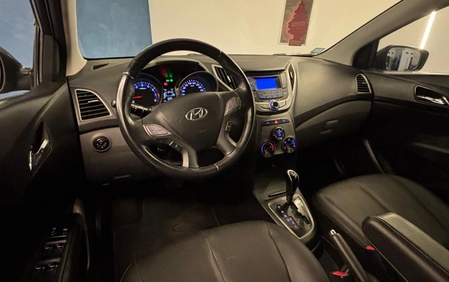 imagem-https://www.socarrao.com.br/sc-vehicle-images-prod/998130/1776089795515-b261532b-873b-4407-91a8-d2d875909a07.jpg