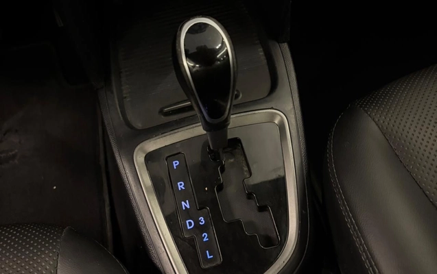 imagem-https://www.socarrao.com.br/sc-vehicle-images-prod/998130/1776089795516-f5d22bf8-9799-4df3-9a3c-d5f4d7e68ec2.jpg