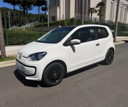 Volkswagen Up! 2017 Branco — foto 1 de 3