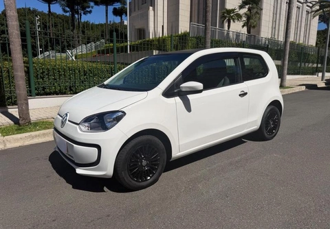 Volkswagen Up! 2017 Branco — foto 1 de 3