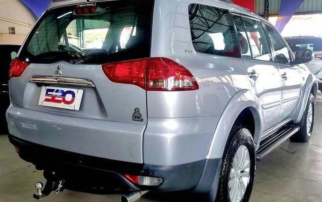 imagem-https://www.socarrao.com.br/sc-vehicle-images-prod/998551/1789422821611-7982817_2_B_f279965129.jpeg